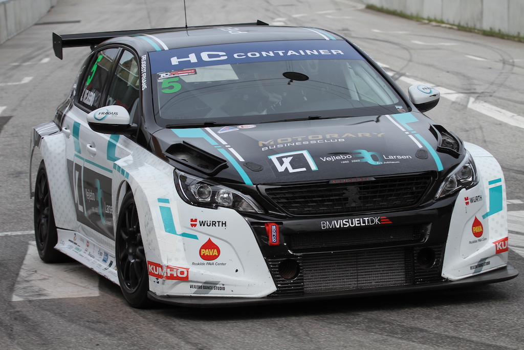 Peugeot 308 TCR. Kørt af Johnny Vejlebo Nielsen.
(Foto: Motorsporten.dk)